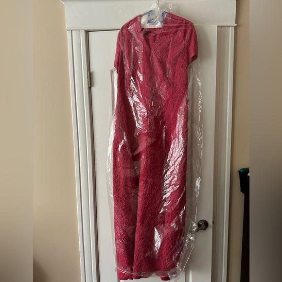 FUCHSIA ESCADA GOWN - Picture 3 of 7